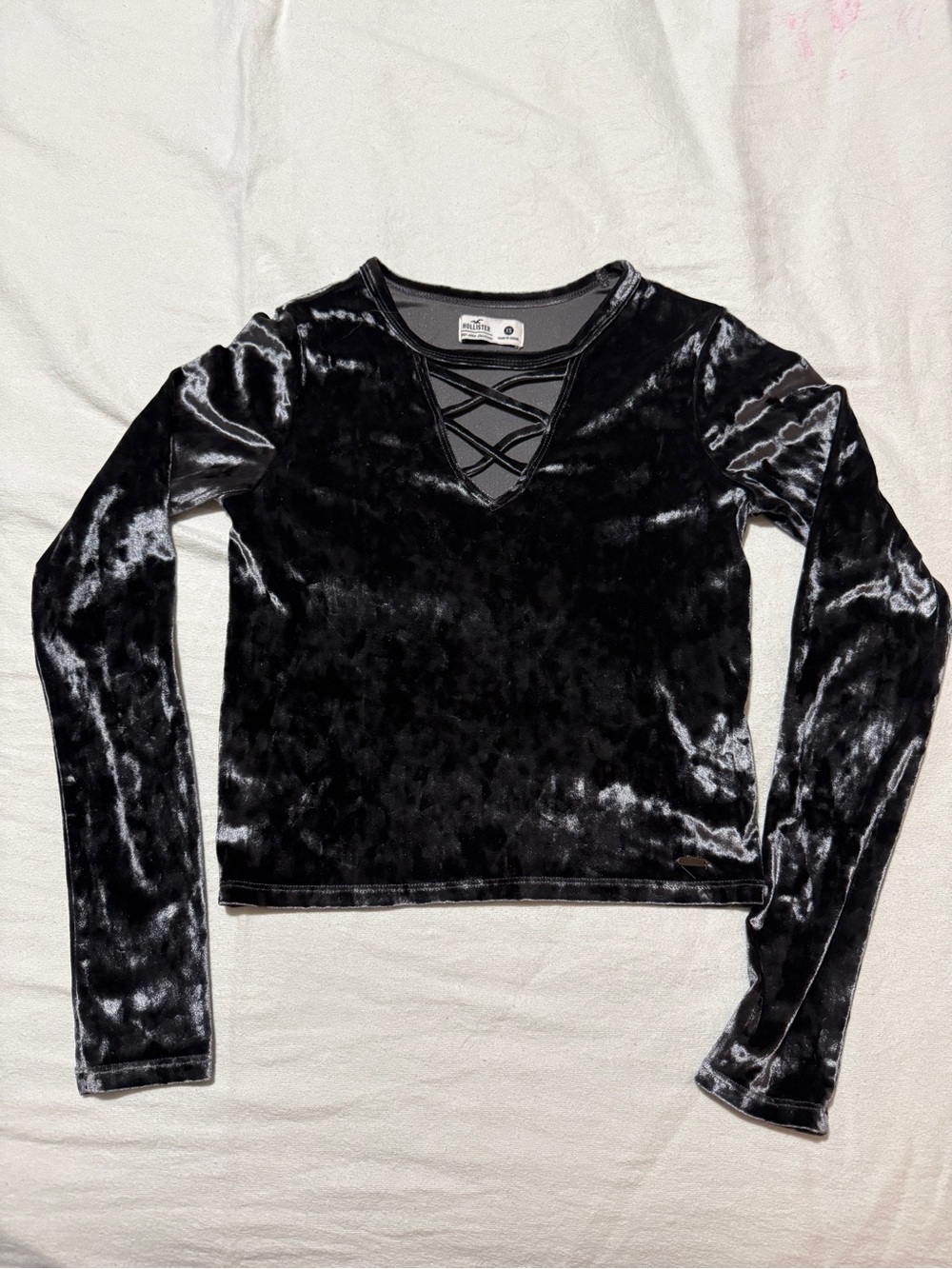 Hollister Black Crushed Velvet Long-Sleeve Crisscross V-Neck Top